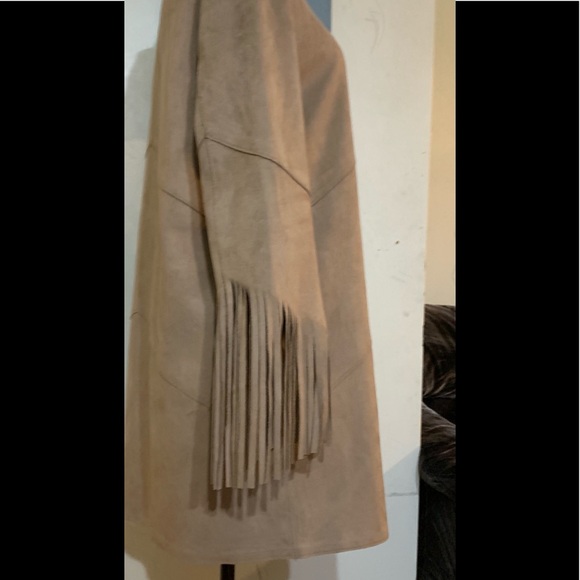 Zara faux suede fringe jacket - Picture 8 of 12